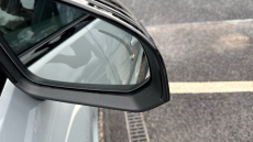 Volvo XC40 2.0 B3P Plus Dark 5dr Auto Petrol Estate